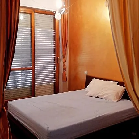 Orange House *